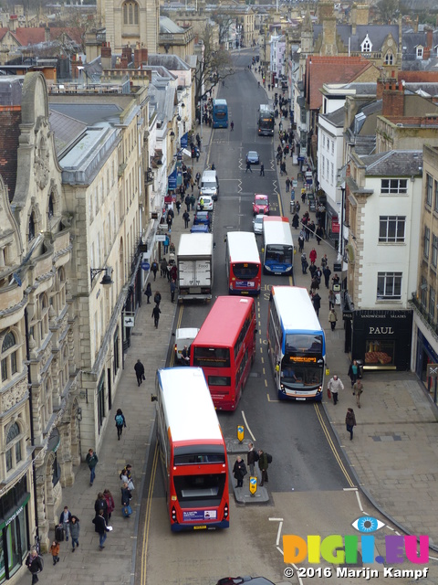 FZ025197 Busses in Oxford